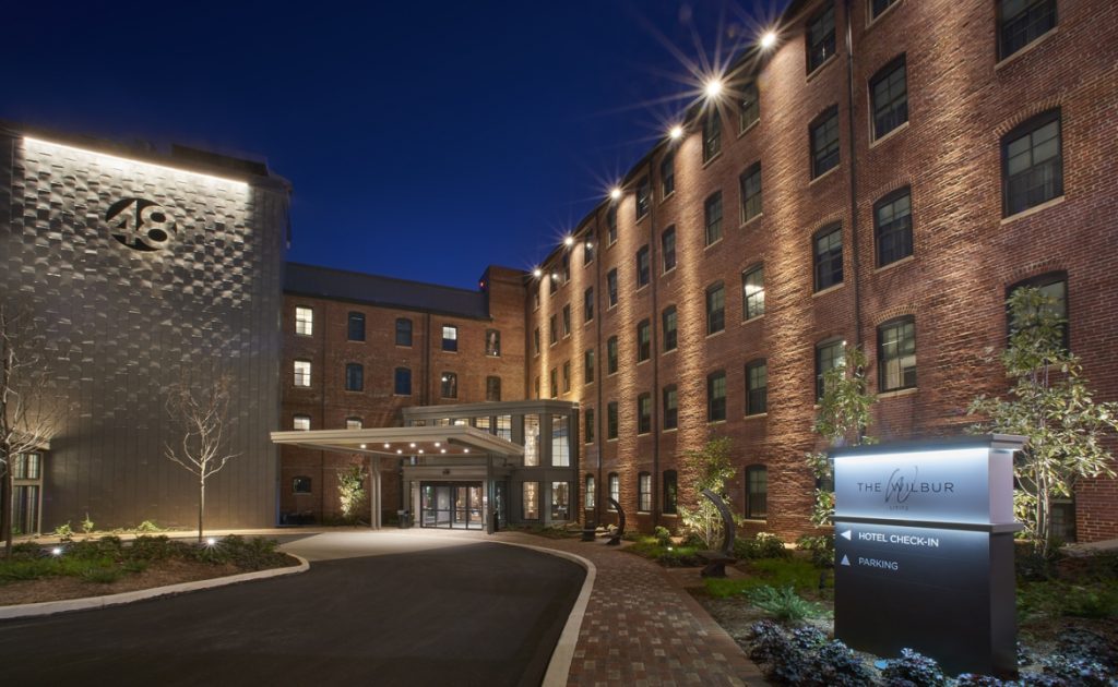 A former loading dock and 1970s addition were removed to form the main courtyard entrance for the hotel and public entrance to the condominiums. 